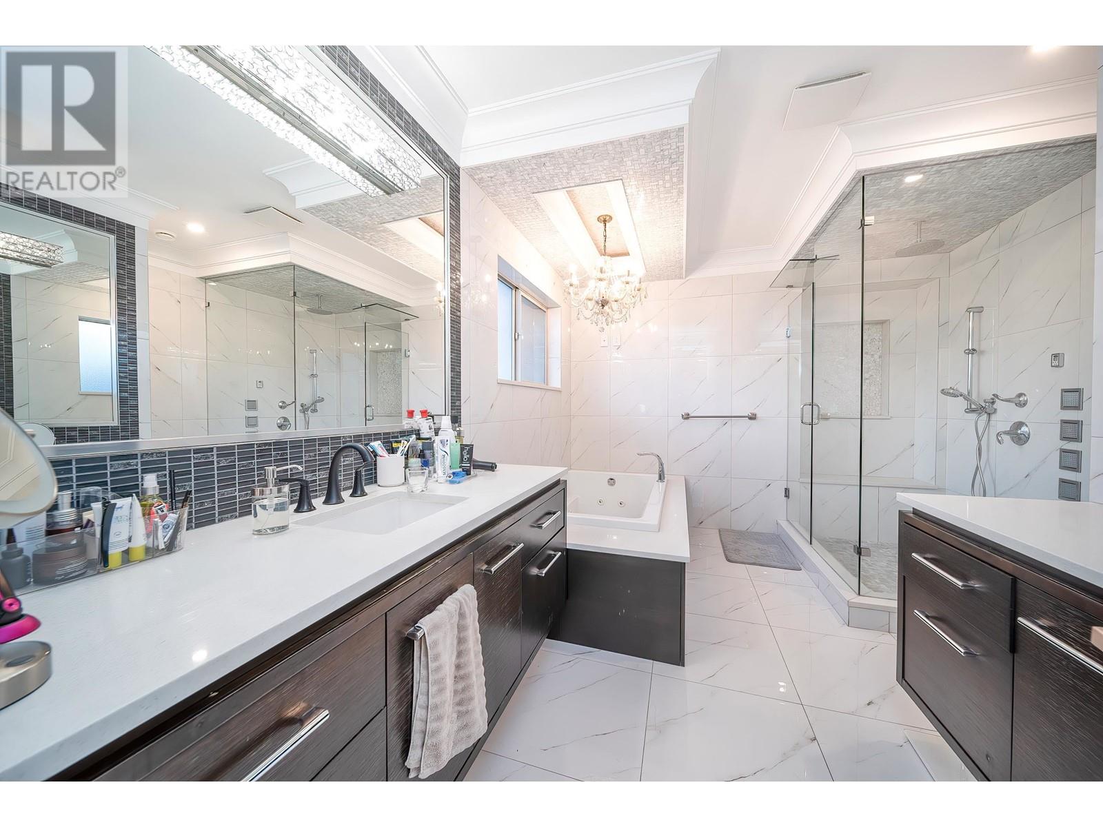 9399 Kirkmond Crescent, Richmond, British Columbia  V7E 1M7 - Photo 9 - R2981567