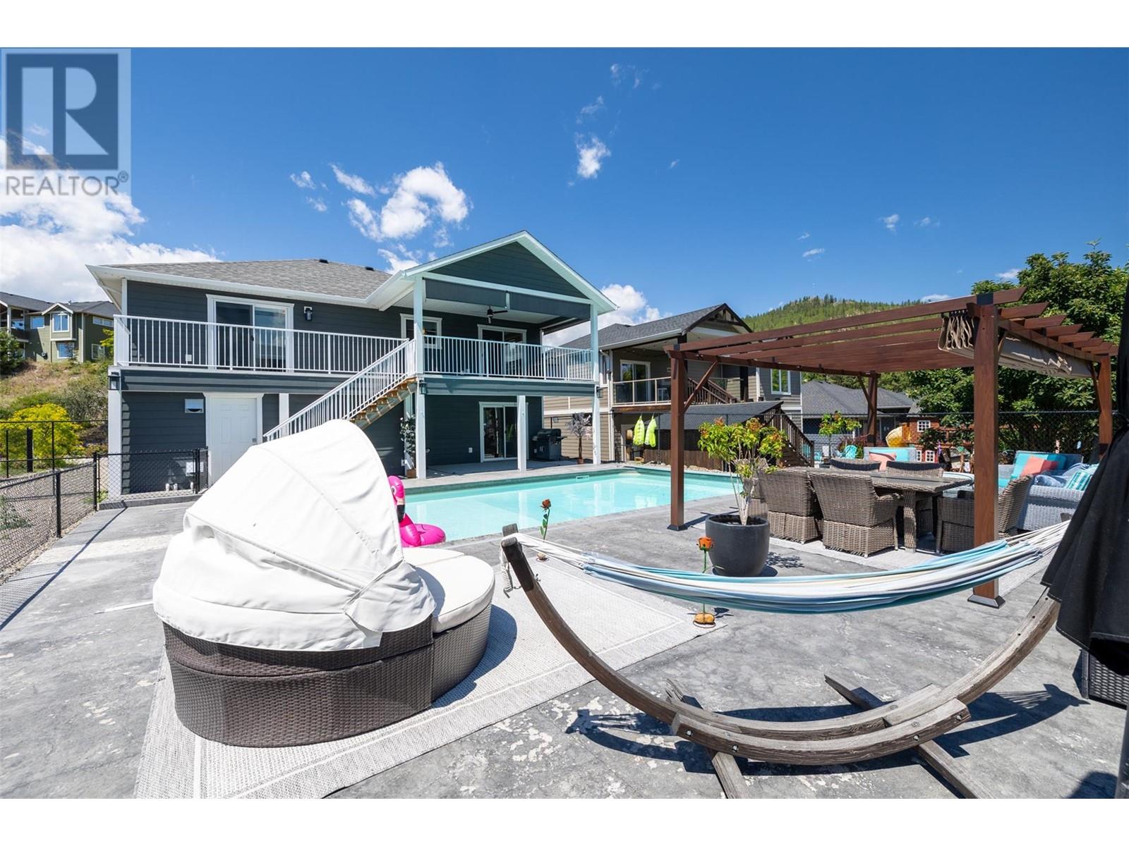 Property at 13023 Shoreline Drive image 4