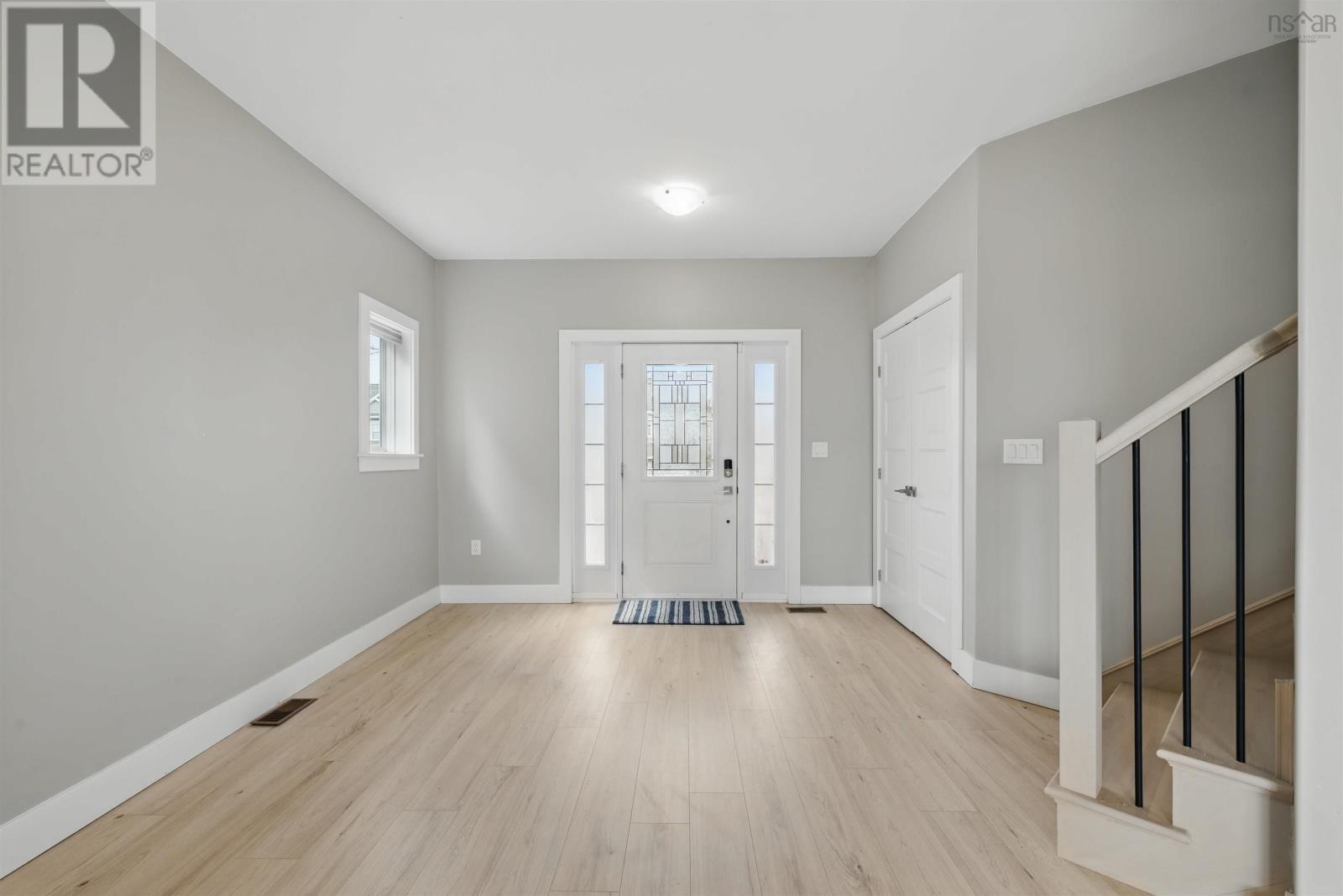Property at 27 Darlington Drive image 3