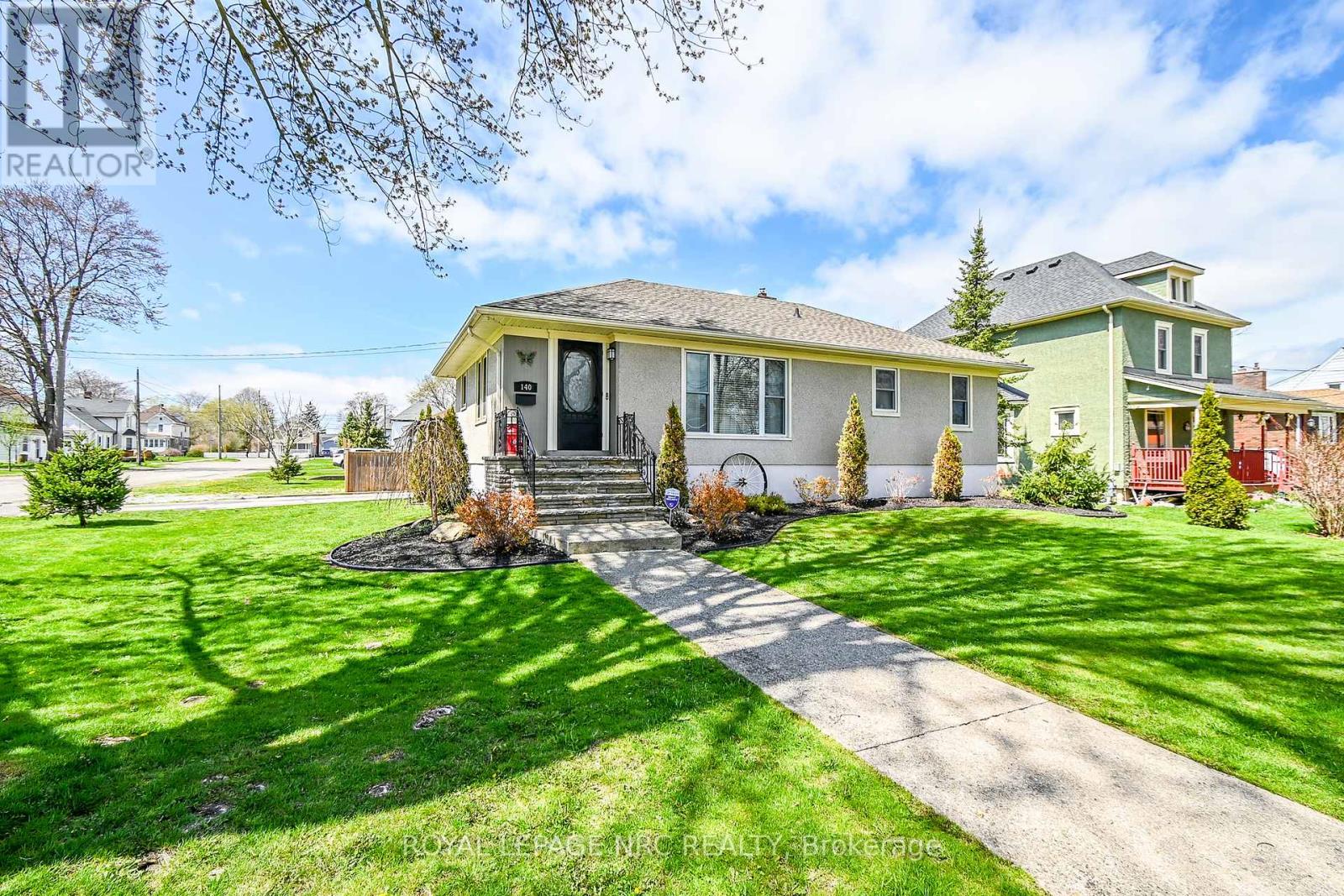 140 Erie Street, Port Colborne (Main Street), Ontario  L3K 4M4 - Photo 2 - X12117430