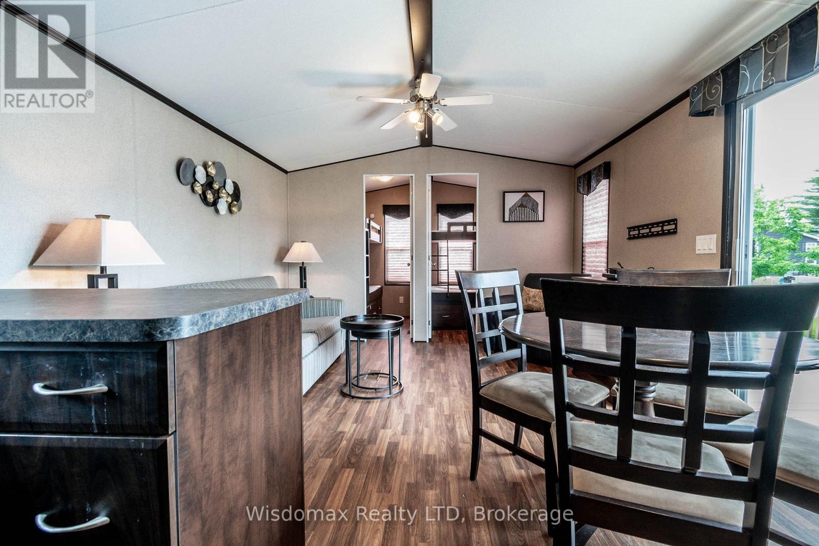 118 - 1501 Line 8 Road, Niagara-On-The-Lake, Ontario  L0S 1L0 - Photo 14 - X12117467