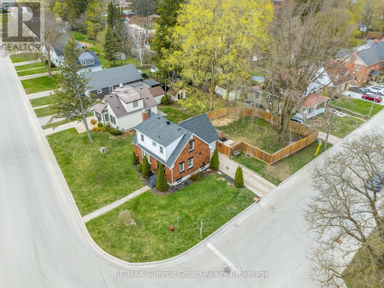 Property at 142 7TH STREET image 3