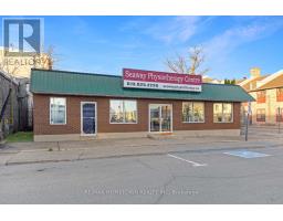 102 CENTRE STREET, Prescott, Ontario