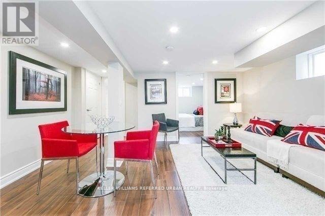 Lower - 601 Jane Street, Toronto, Ontario  M6S 4A3 - Photo 3 - W12117266