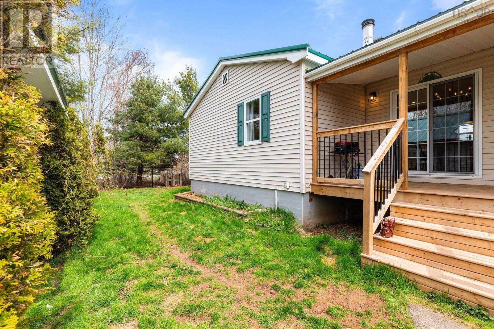 1308 Highway 2 Highway, Lantz, Nova Scotia  B2S 1Y8 - Photo 25 - 202509318