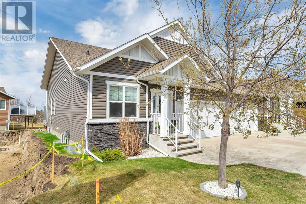 4920 Beardsley Avenue, Lacombe, Alberta
