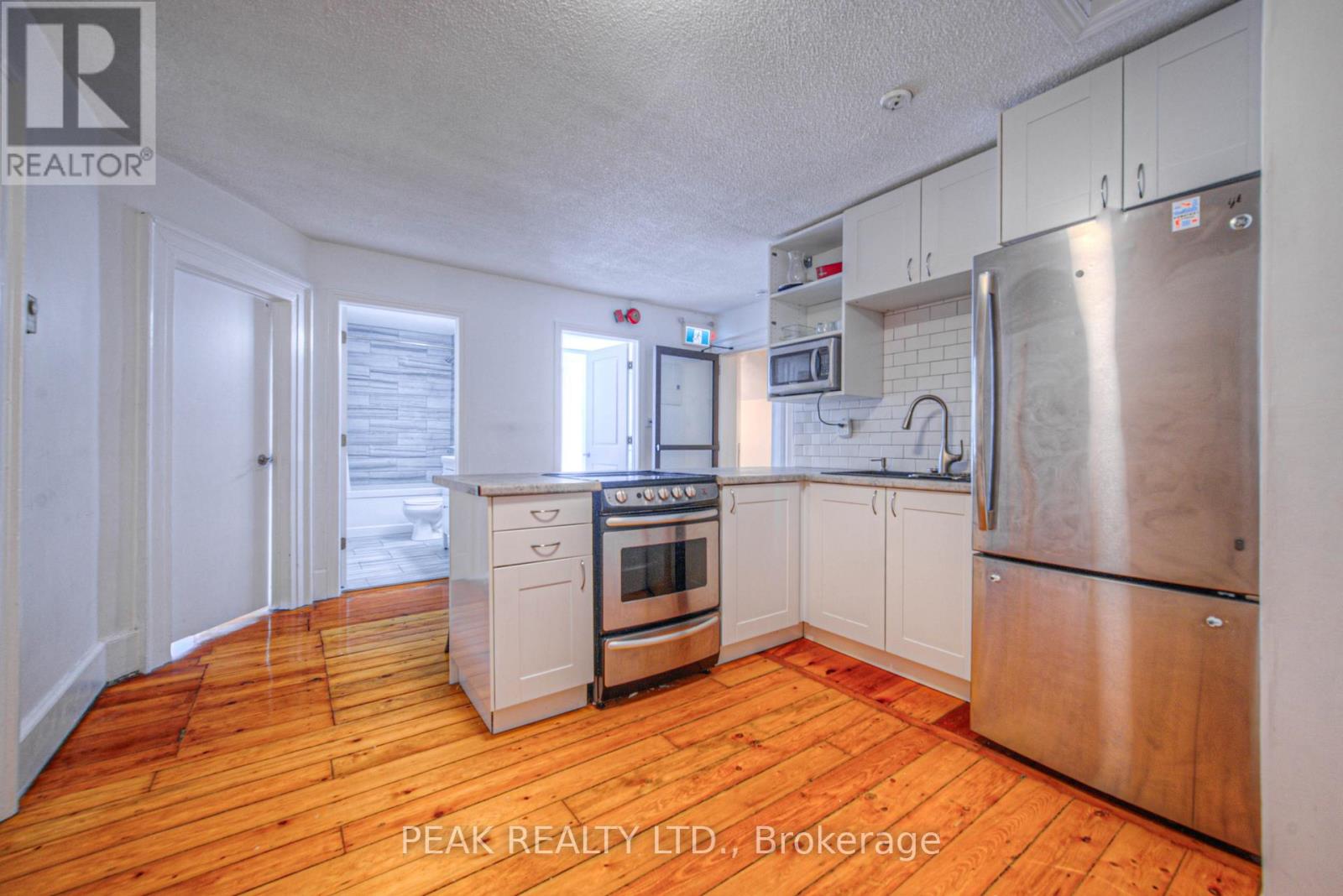 54 Grand Avenue N, Cambridge, Ontario  N1S 2K9 - Photo 37 - X12117269