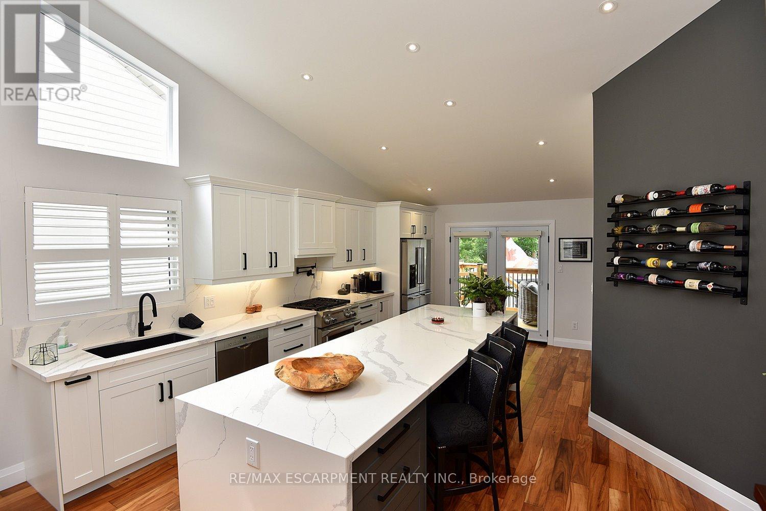 4491 Connell Avenue, Niagara Falls, Ontario  L2H 3E6 - Photo 19 - X12117299