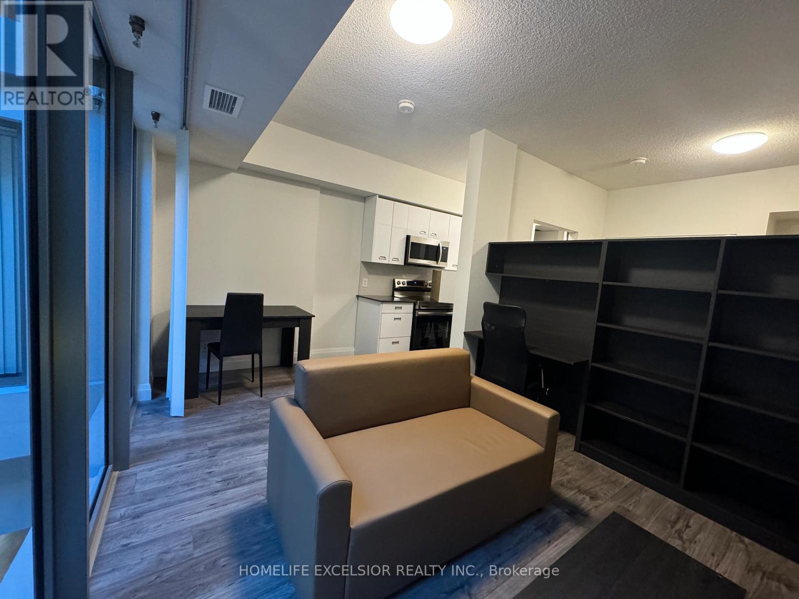 237 - 652 Princess Street, Kingston, Ontario  K7L 1E5 - Photo 6 - X12117308