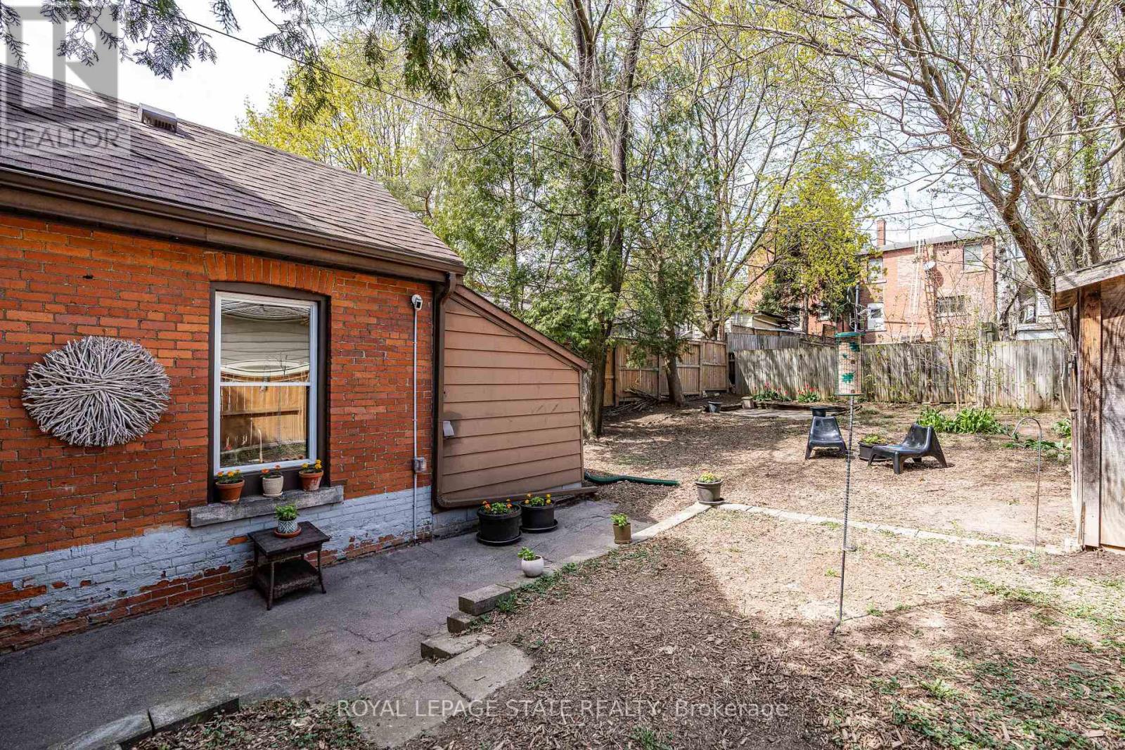 248 Bold Street, Hamilton, Ontario  L8P 1V8 - Photo 37 - X12117384