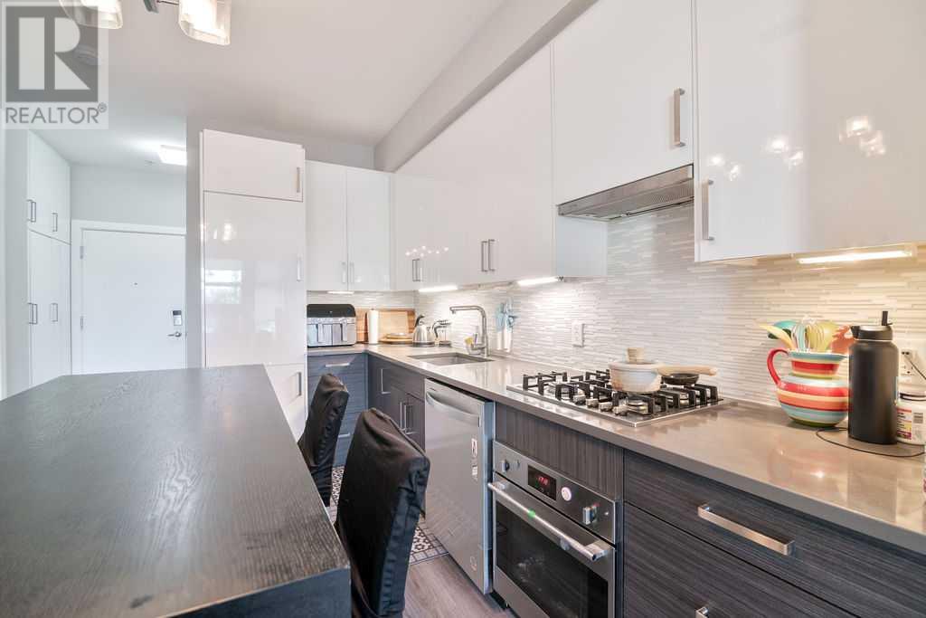 Property at 205, 515 4 Avenue NE image 4