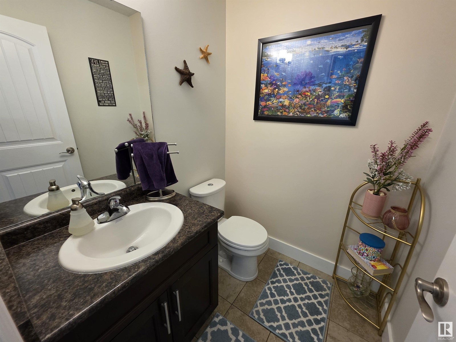 Property at 4019 41B AV image 4