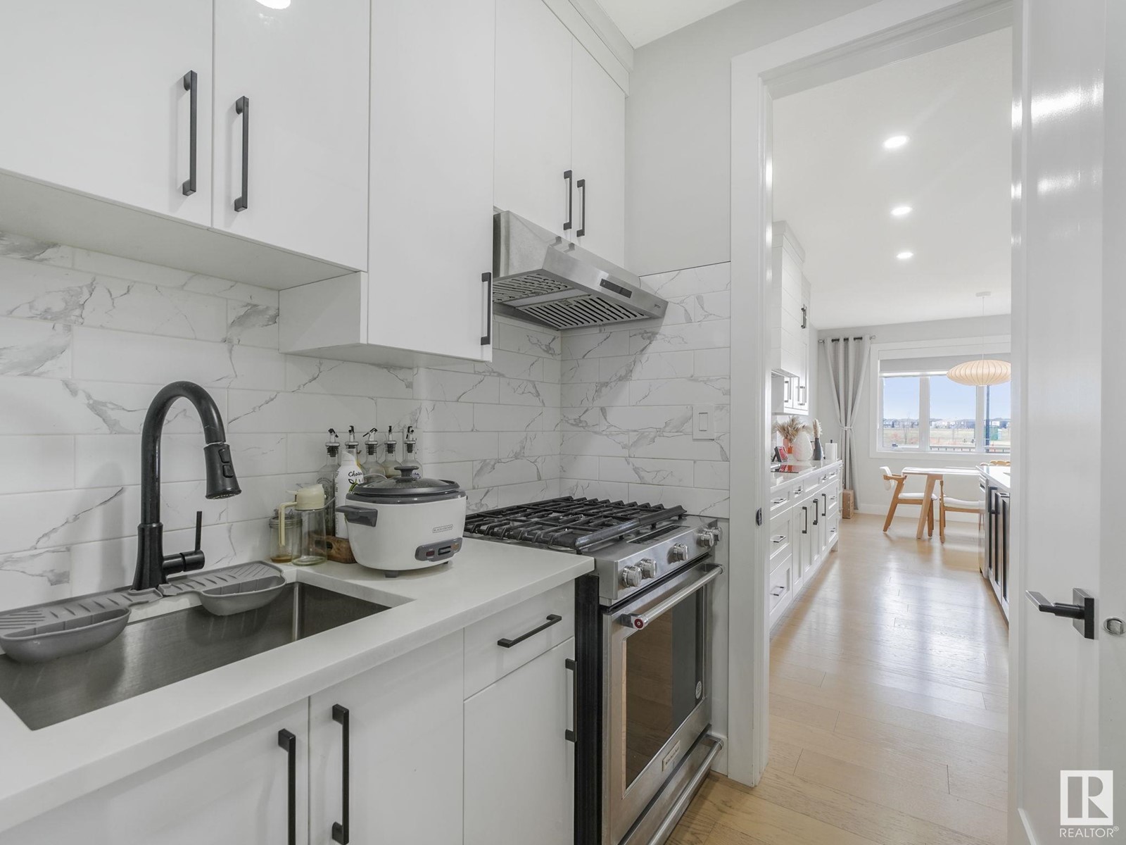 Property at 22208 82 AV NW image 5