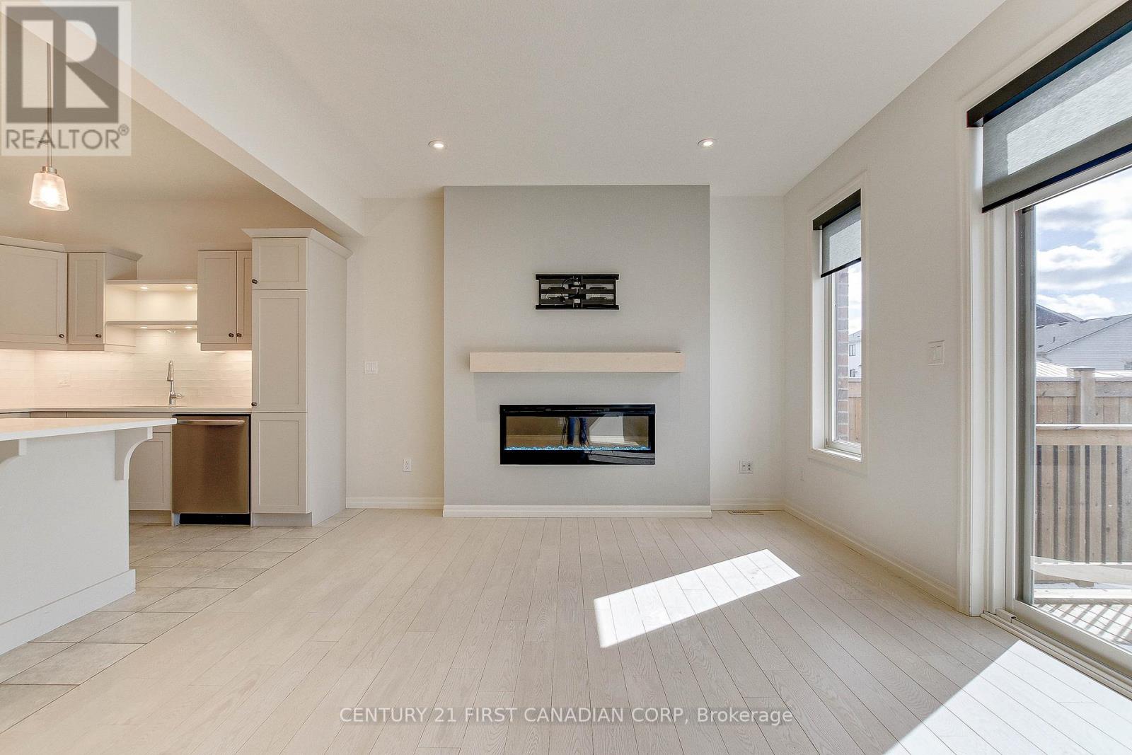 64 Renaissance Drive, St. Thomas, Ontario  N5R 0J9 - Photo 7 - X12117641