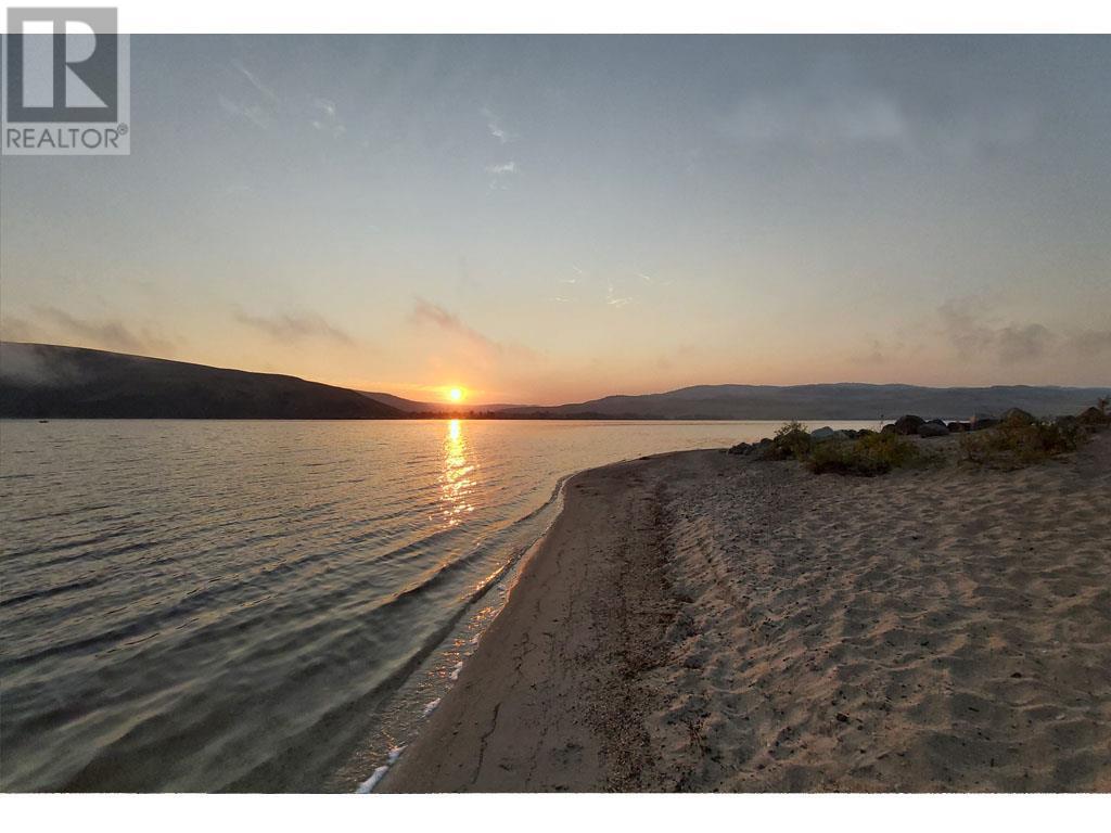 6403 Monck Park Road, Merritt, British Columbia  V1K 0A1 - Photo 6 - 10342797