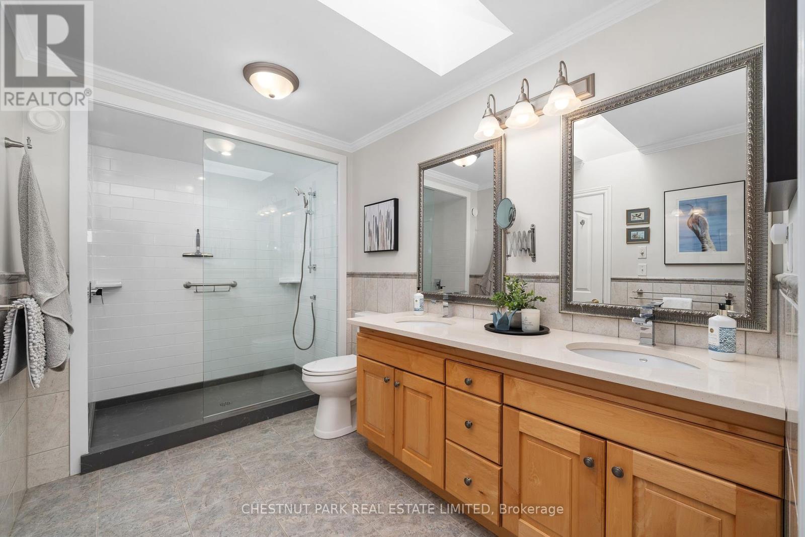 17129 Loyalist Parkway, Prince Edward County, Ontario K0K 3L0 - Photo 35 - X12078072