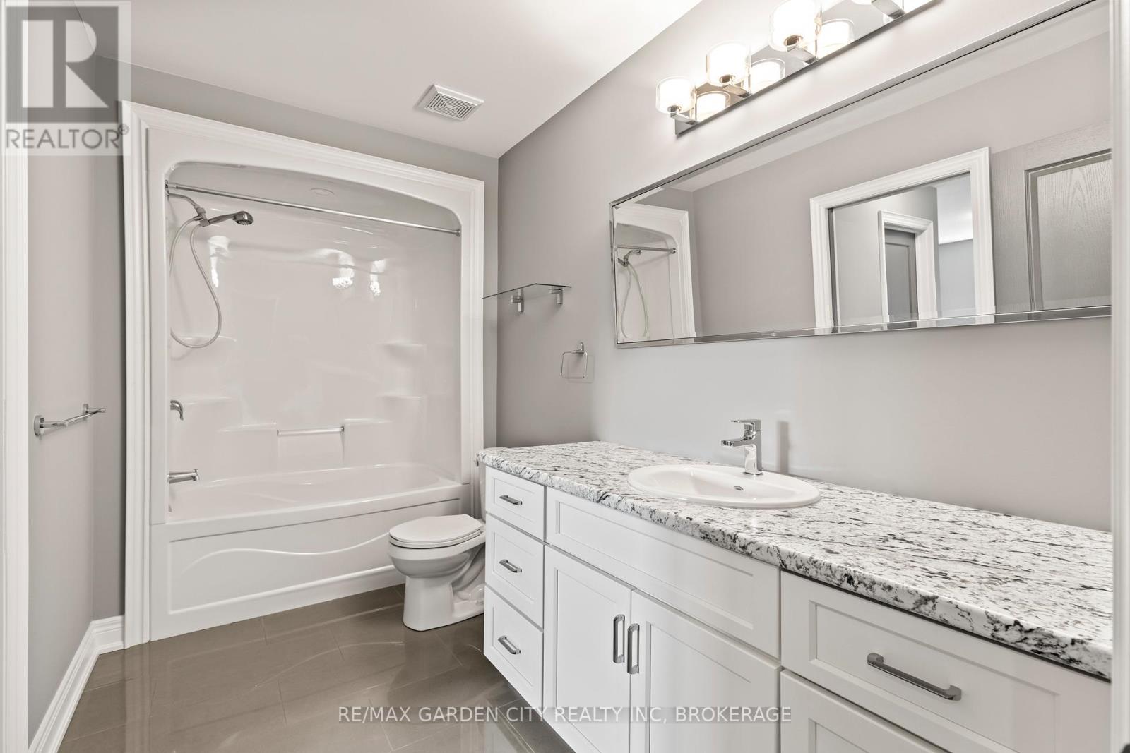 102 - 140 Parnell Road, St. Catharines, Ontario  L2M 1V4 - Photo 30 - X12117811