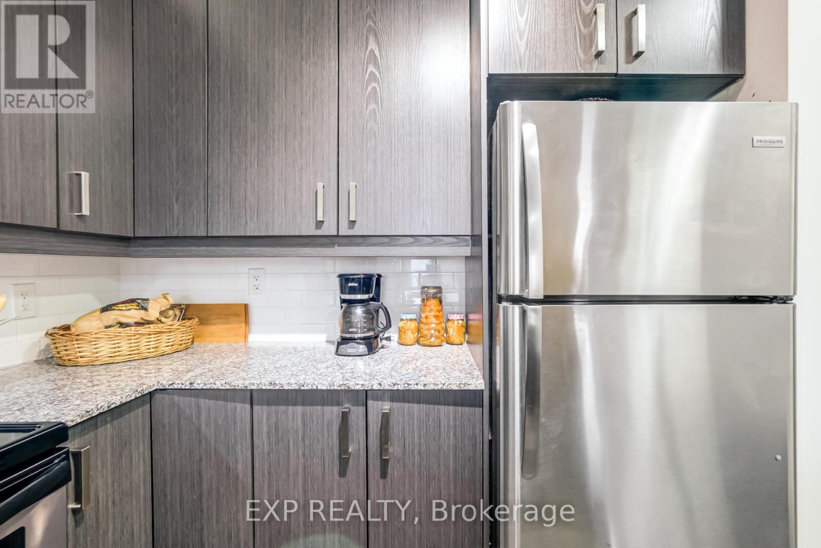 317 - 11611 Yonge Street, Richmond Hill, Ontario  L4E 1G2 - Photo 11 - N12117465