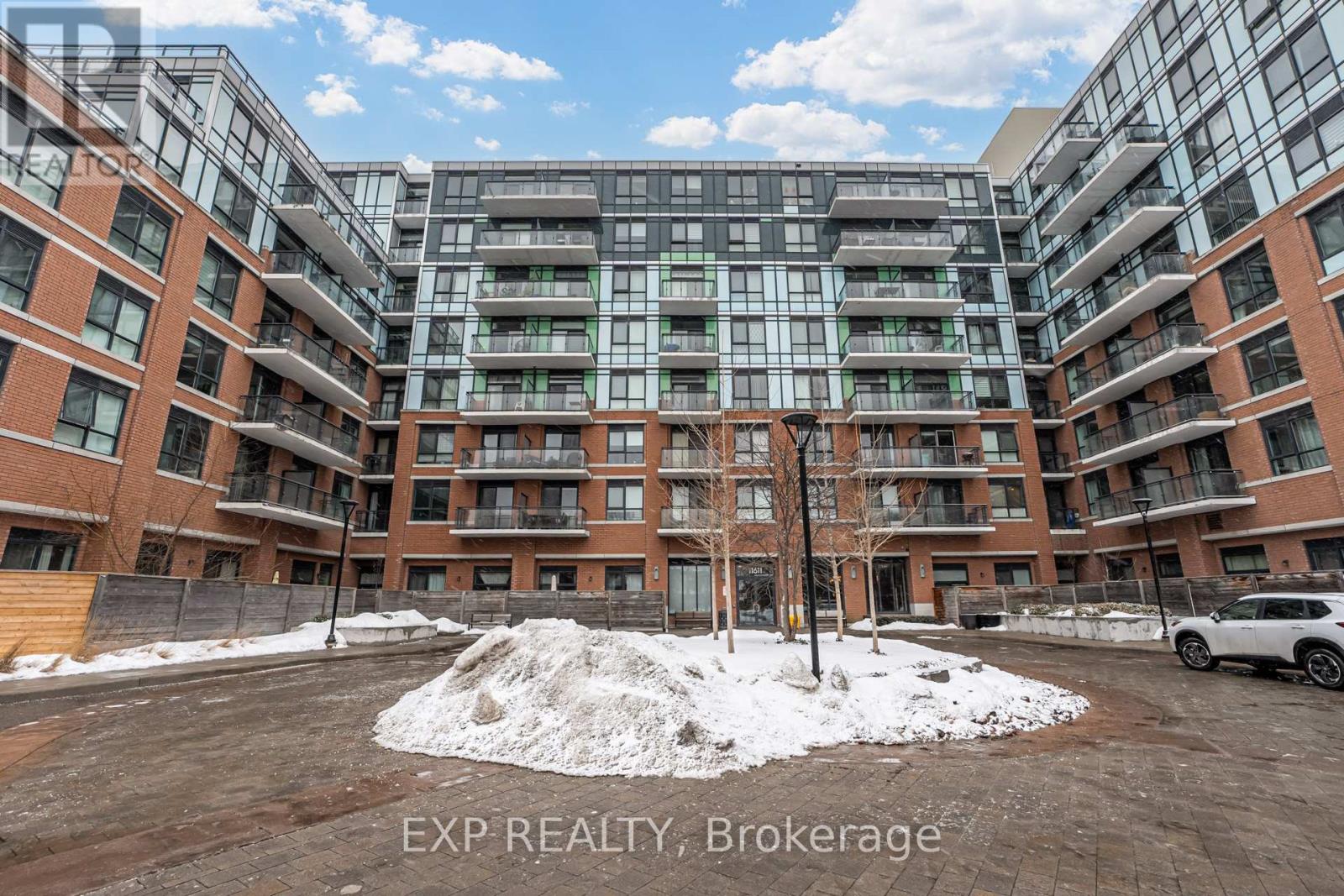 317 - 11611 Yonge Street, Richmond Hill, Ontario  L4E 1G2 - Photo 2 - N12117465