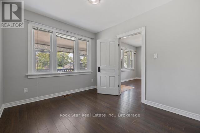 225 Chaffey Street, Welland, Ontario  L3B 2Y7 - Photo 25 - X12055019