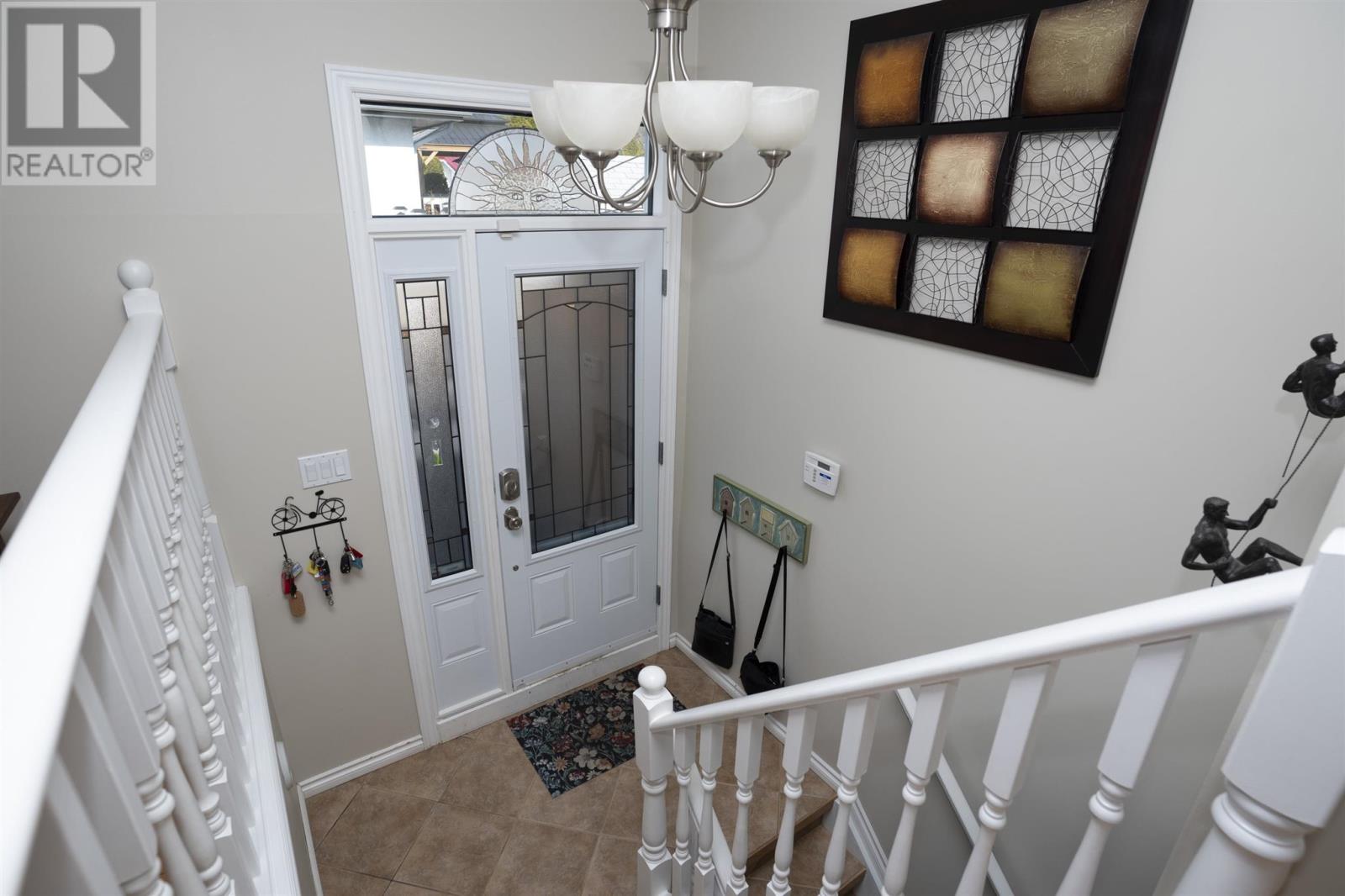 142 Theresa St, Thunder Bay, Ontario  P7A 5P7 - Photo 6 - TB250877