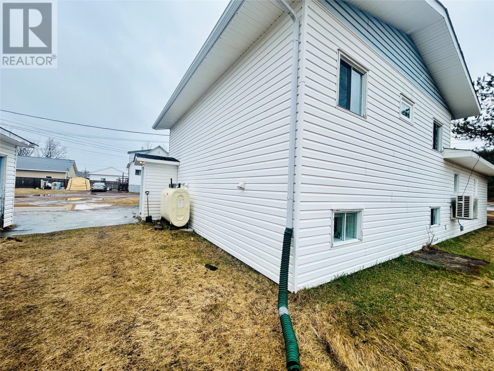 37 Main Street, Roberts Arm, Newfoundland & Labrador  A0J 1T0 - Photo 2 - 1284219