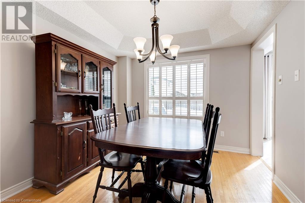 85 Chatsworth Crescent, Waterdown, Ontario  L8B 0N7 - Photo 9 - 40699887
