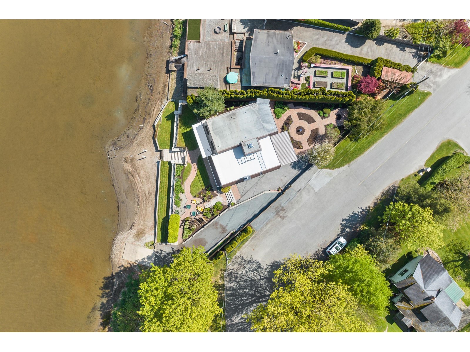 Property at 9324 SHOOK ROAD image 3