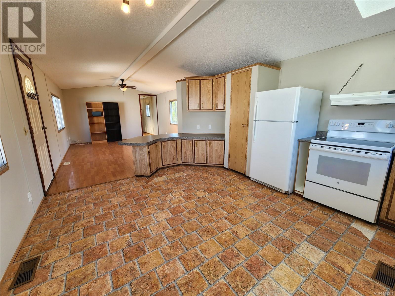 11 1451 Perkins Rd, Campbell River, British Columbia  V9W 4R8 - Photo 6 - 996319
