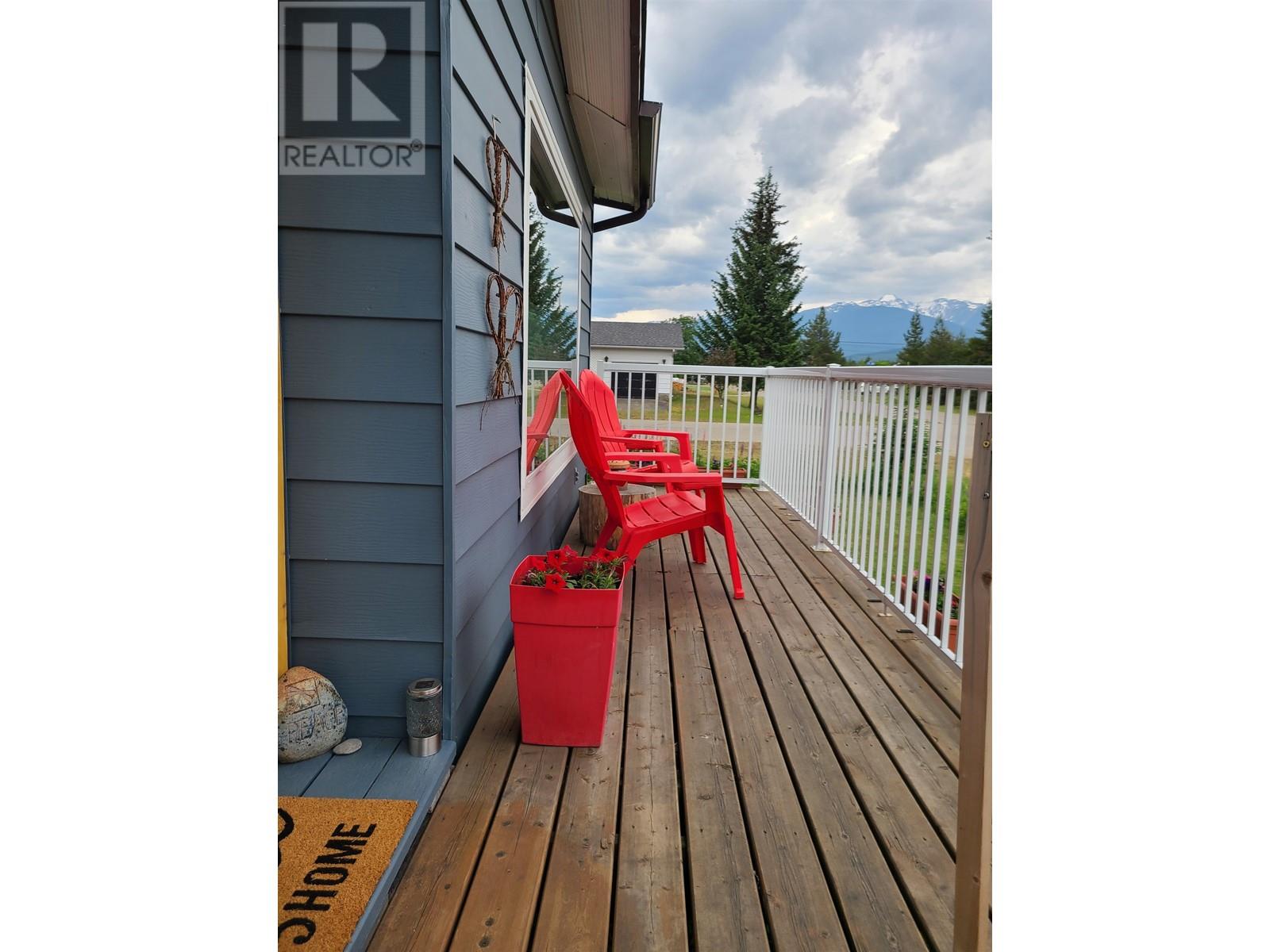 1096 8th Avenue, Valemount, British Columbia  V0E 2Z0 - Photo 15 - R2996985