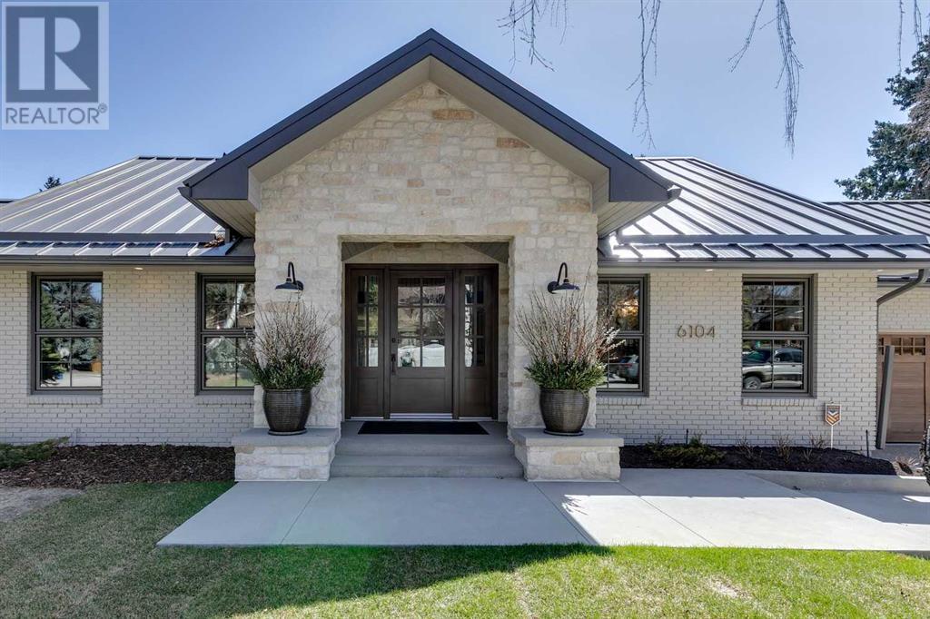 Property at 6104 Belvedere Road SW image 3