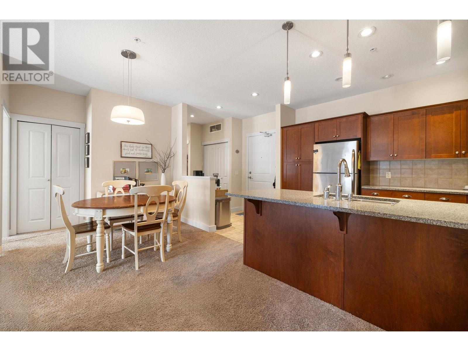1990 Upper Sundance Drive Unit# 3215, West Kelowna, BC V4T3E7