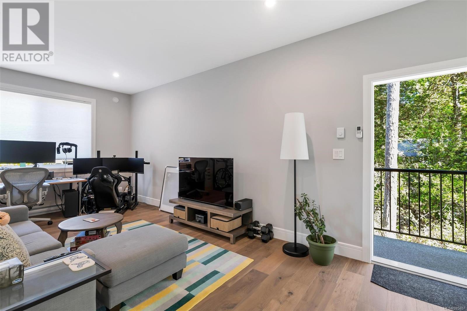 2582 Sherwood Lane, Saanich, British Columbia  V8N 1W2 - Photo 63 - 995407
