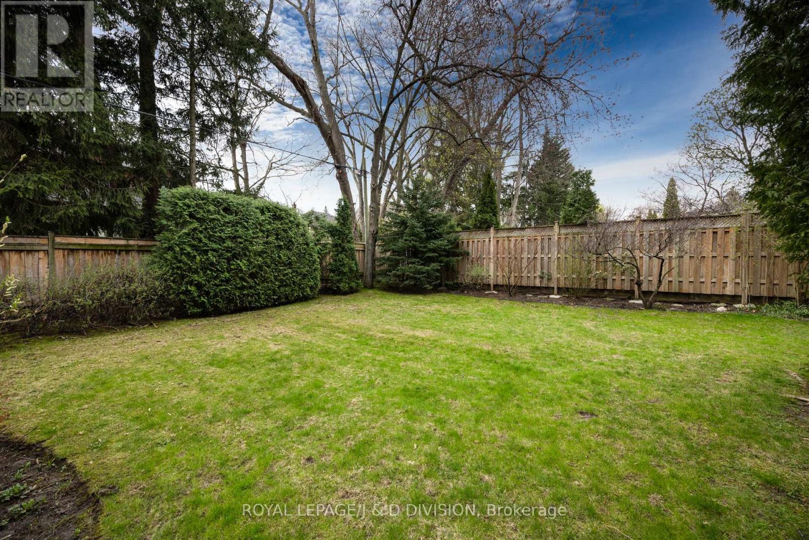 285 St Leonards Avenue, Toronto, Ontario  M4N 1K9 - Photo 38 - C12117316