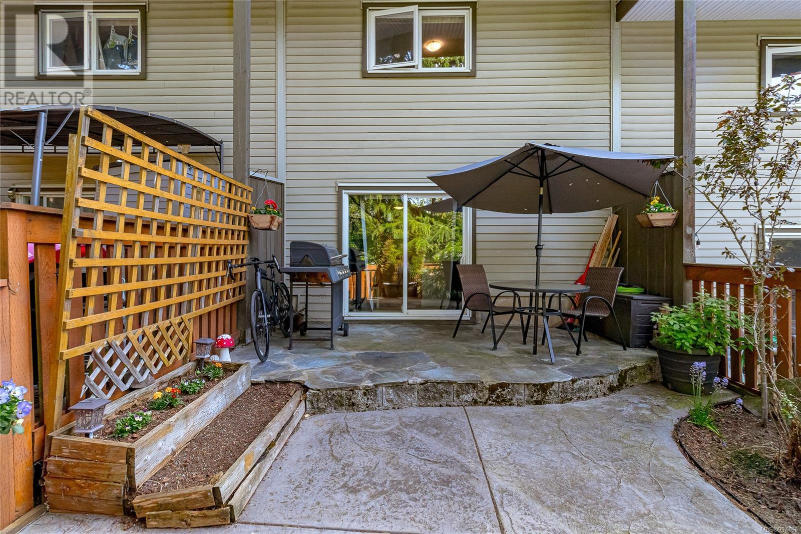 105 991 Cloverdale Ave, Saanich, British Columbia  V8X 2T5 - Photo 15 - 997180