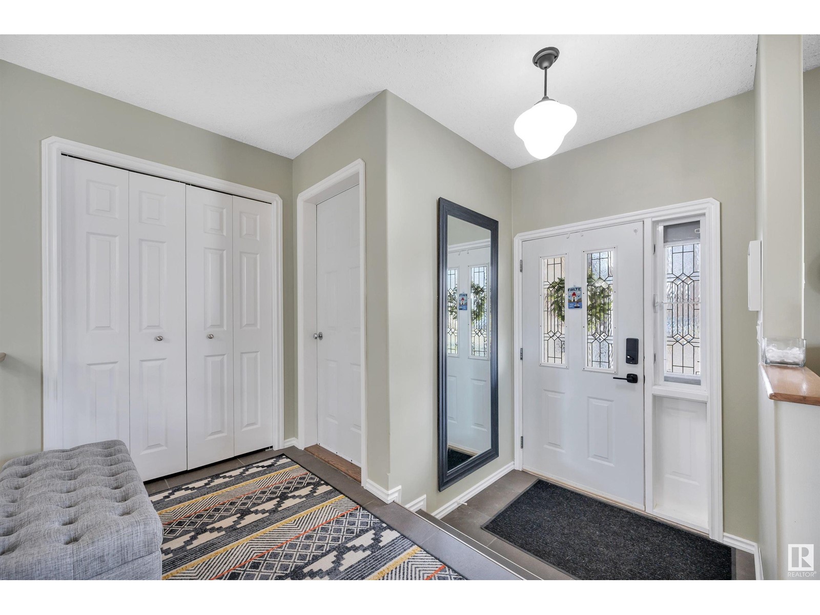 32 Pembroke Cr, St. Albert, Alberta  T8N 4B8 - Photo 4 - E4433798