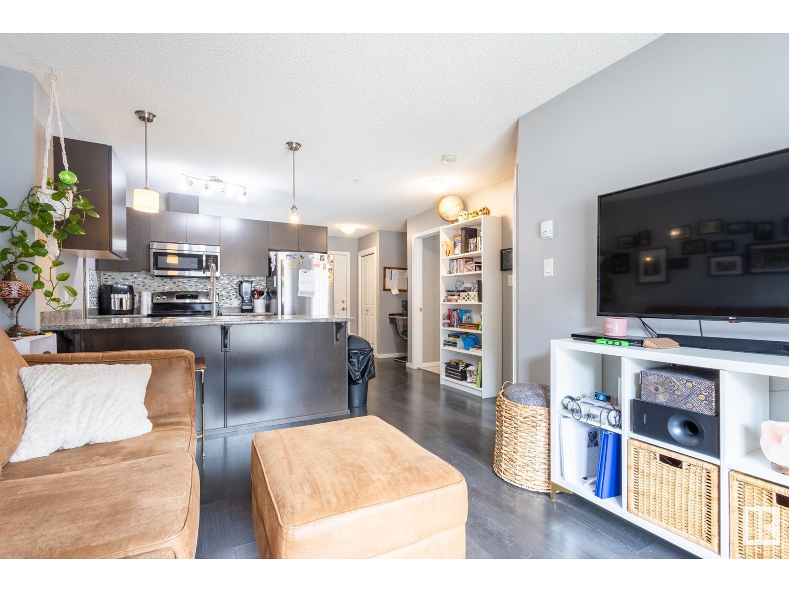 Property at #141 348 WINDERMERE RD NW image 5