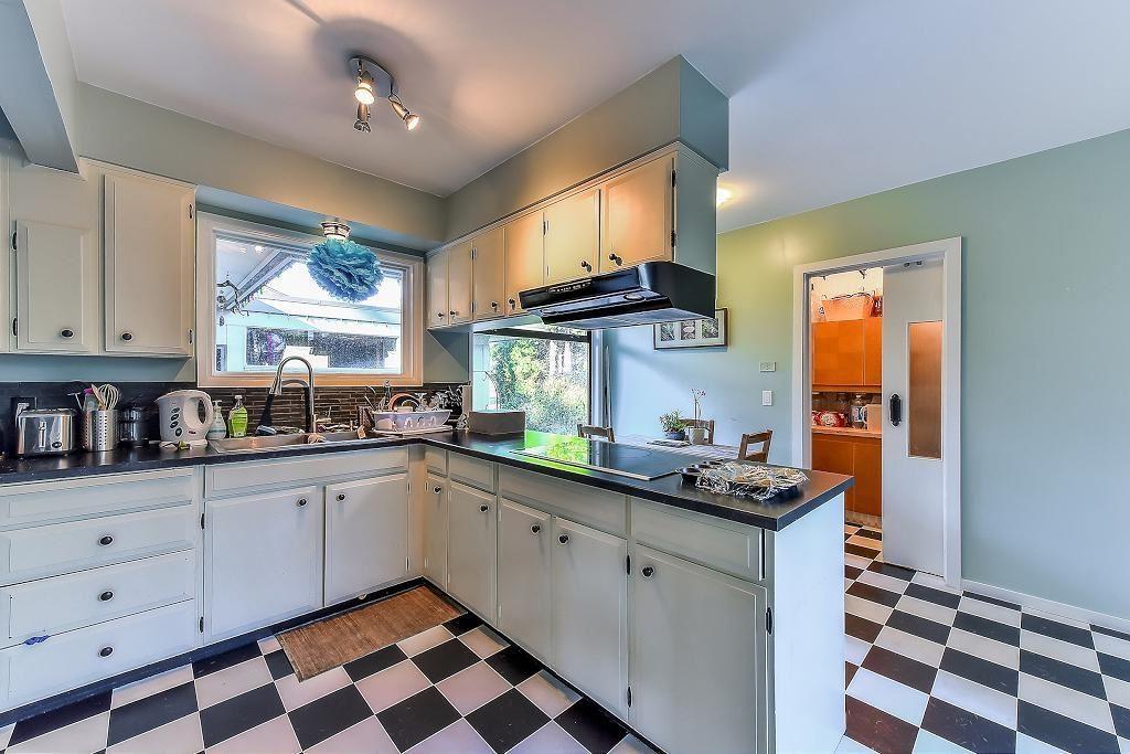 15530 Thrift Avenue, White Rock, British Columbia  V4B 2L9 - Photo 4 - R2952954