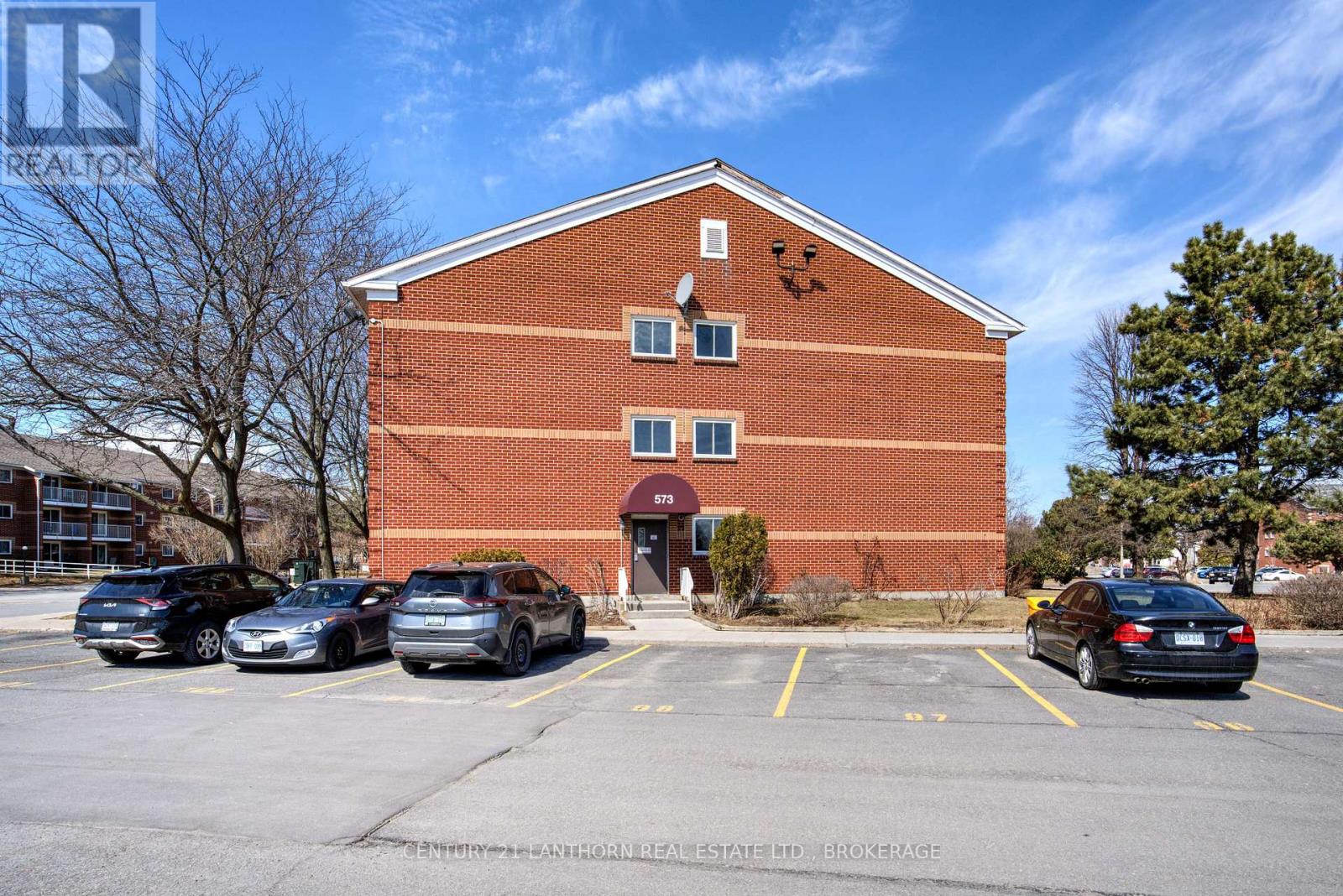 Property at 307 - 573 ARMSTRONG ROAD image 3