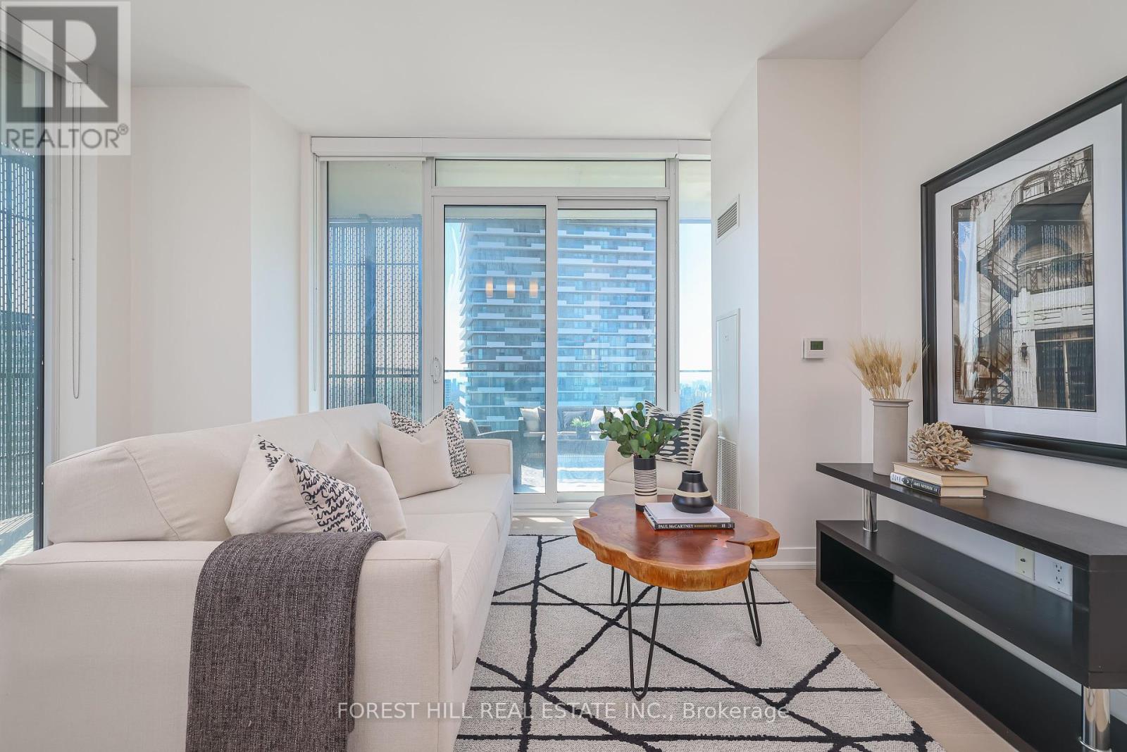 2610 - 8 Eglinton Avenue E, Toronto, Ontario  M4P 1A6 - Photo 4 - C12097068