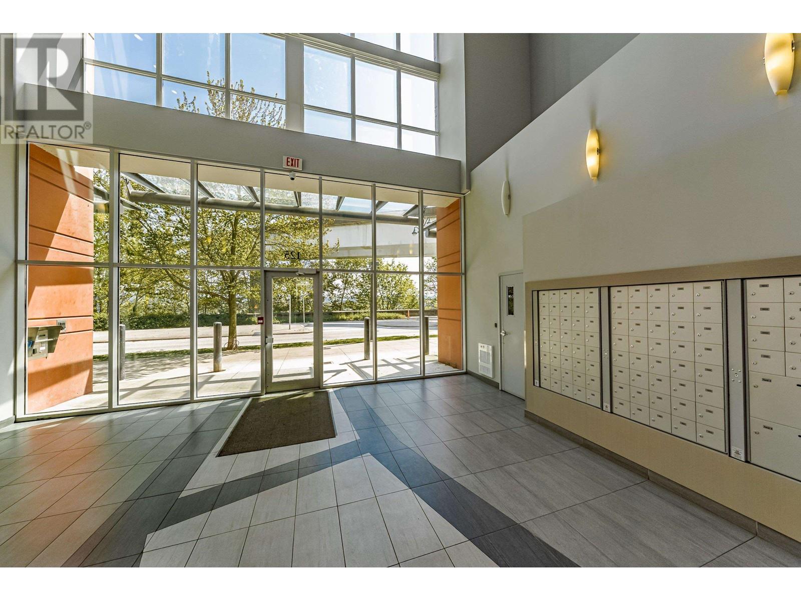 1001 125 Columbia Street, New Westminster, British Columbia  V3L 0G8 - Photo 3 - R2996166