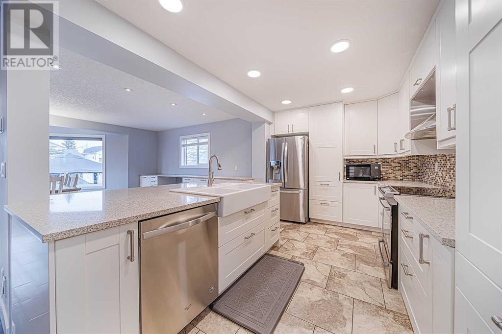 Property at 104 Hawktree Green NW image 5