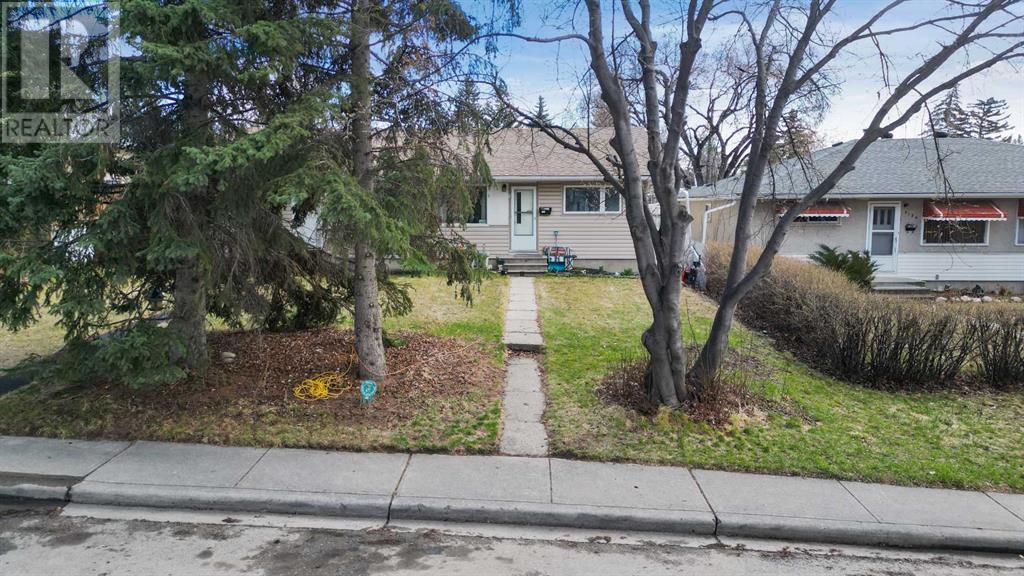 Property at 3122 42 Street SW image 1