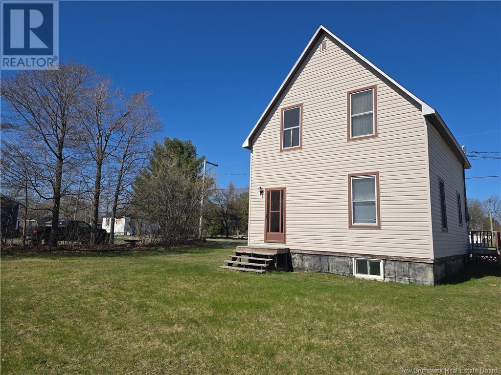156 Desmond Street, Miramichi, New Brunswick  E1N 3V1 - Photo 2 - NB115573