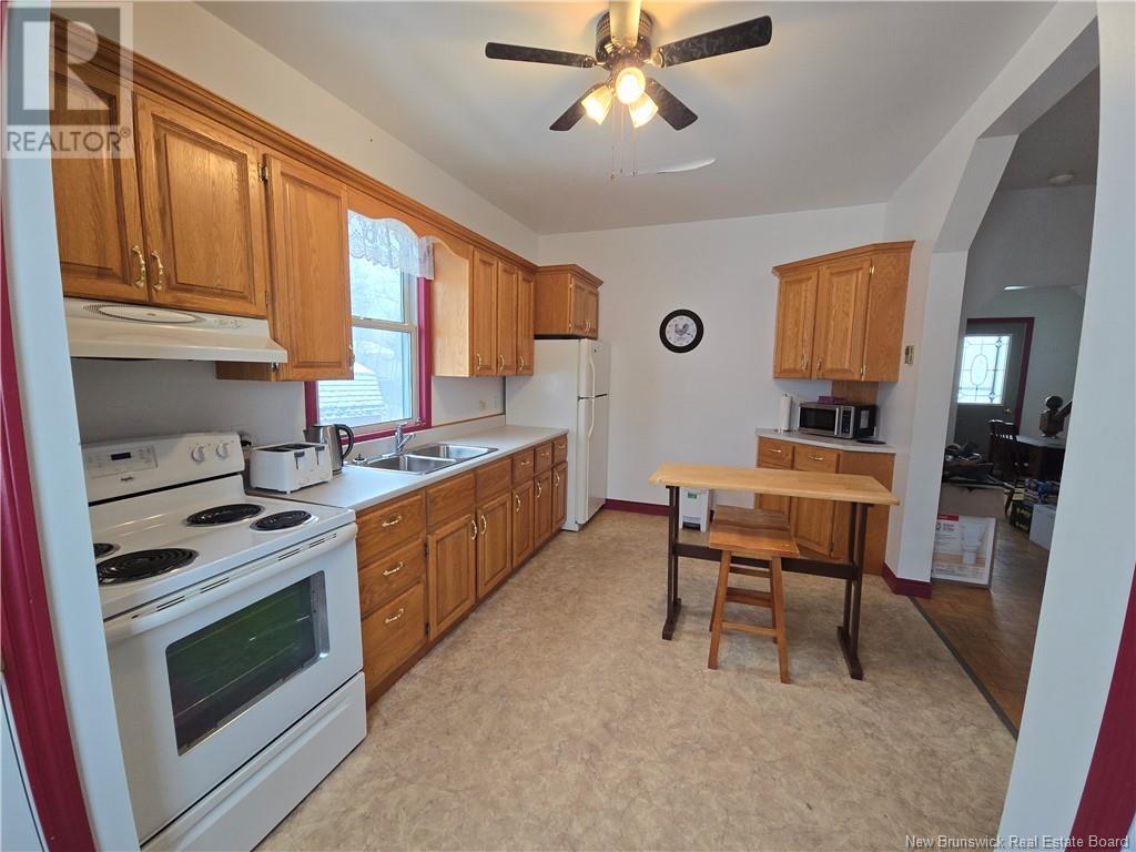 156 Desmond Street, Miramichi, New Brunswick  E1N 3V1 - Photo 3 - NB115573