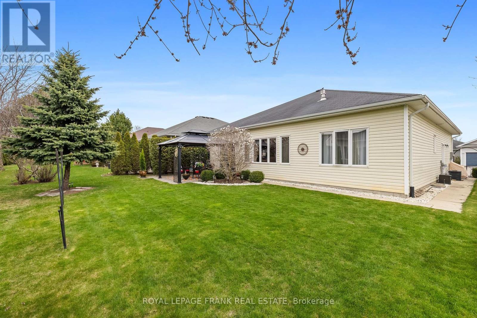 26 Kissingbridge Lane, Clarington, Ontario  L1B 0B2 - Photo 38 - E12118005