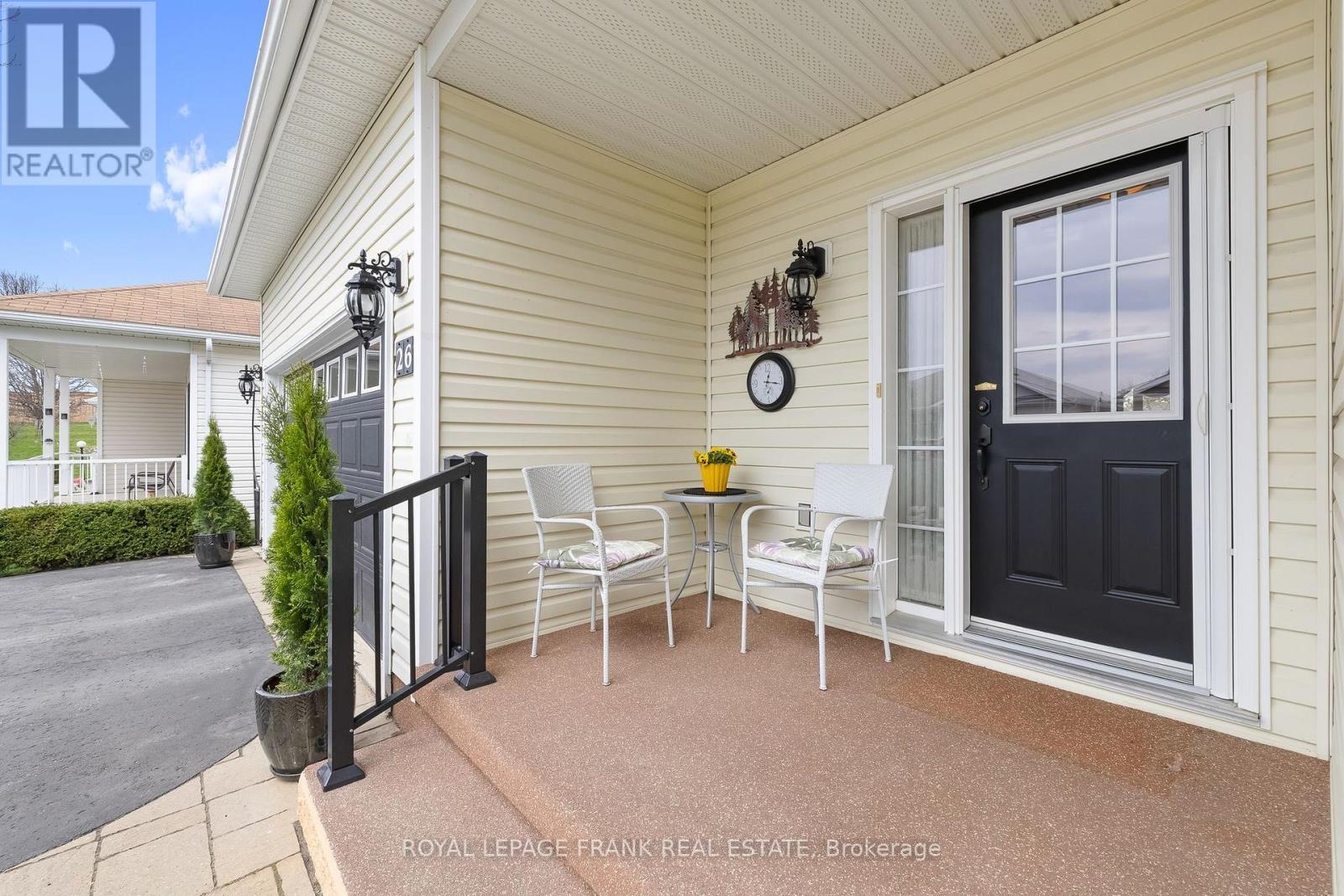 26 Kissingbridge Lane, Clarington, Ontario  L1B 0B2 - Photo 7 - E12118005