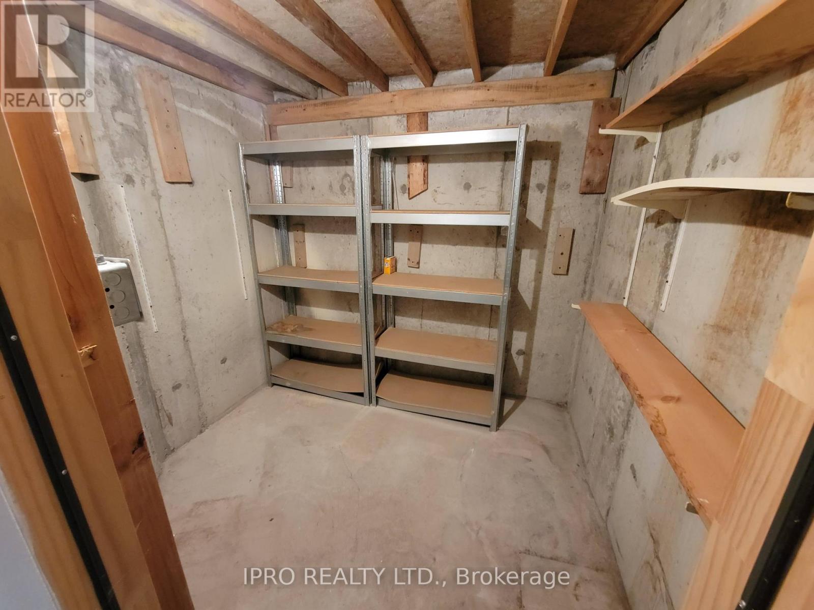 70 Ochalski Road, Aurora, Ontario  L4G 7J3 - Photo 27 - N12116535
