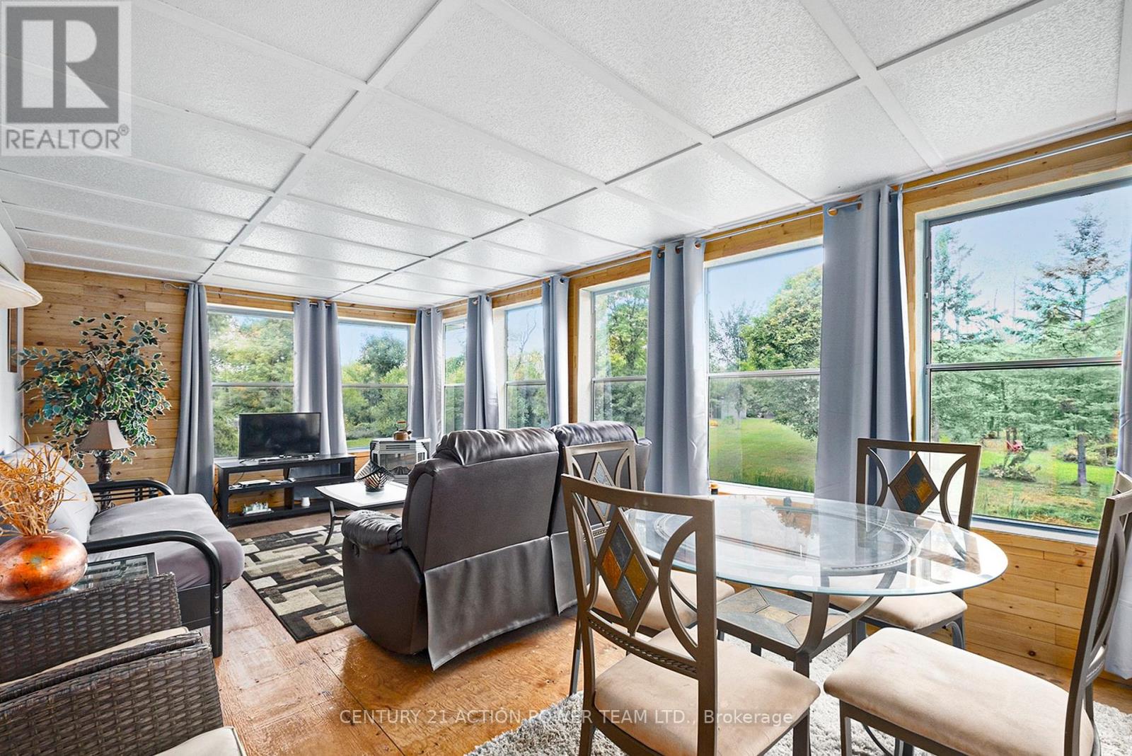 13065 Riverside Drive, South Dundas, Ontario  L3B 5N6 - Photo 6 - X12117961