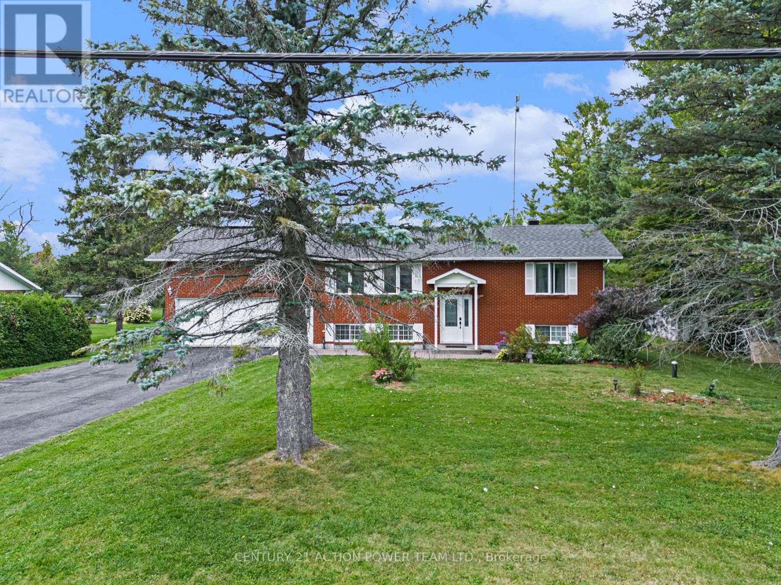 13065 Riverside Drive, South Dundas, Ontario  L3B 5N6 - Photo 24 - X12117961